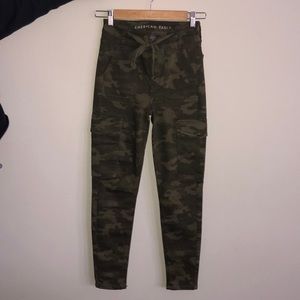 American Eagle camo pants